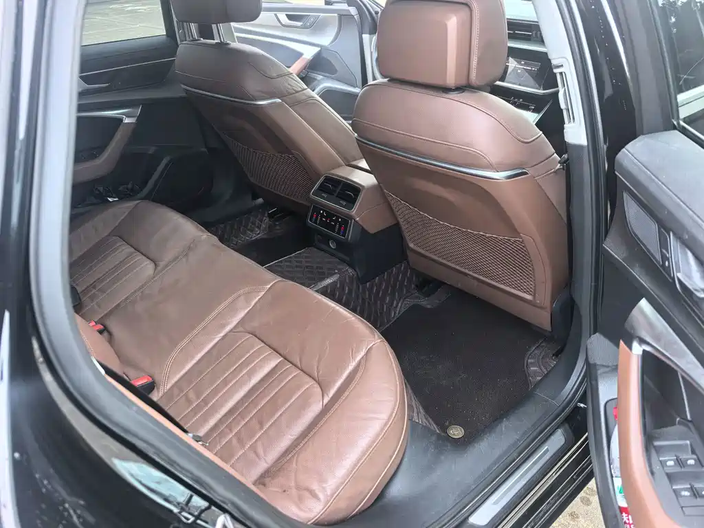 Audi A6L — миниатюра 10