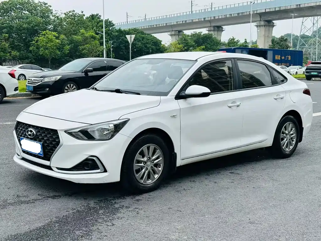 Hyundai Elantra 2019