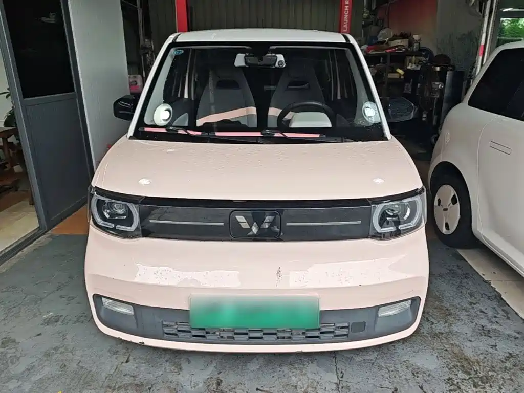 Wuling MINIEV — миниатюра 3
