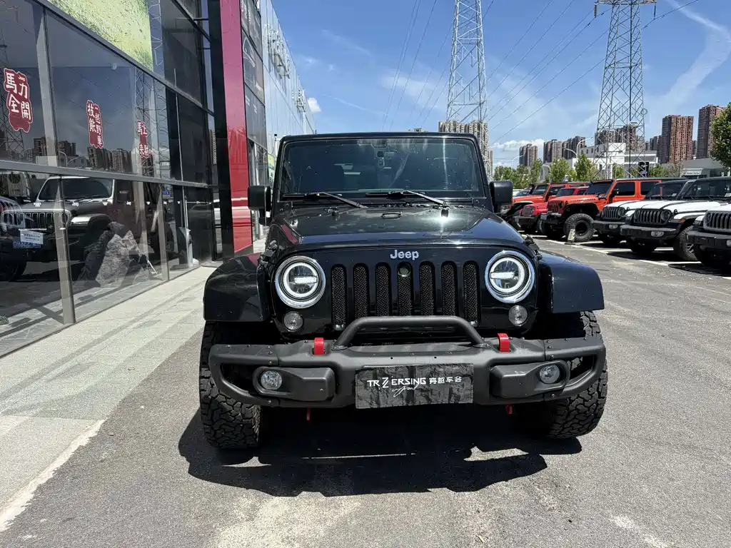 Jeep Wrangler — миниатюра 3