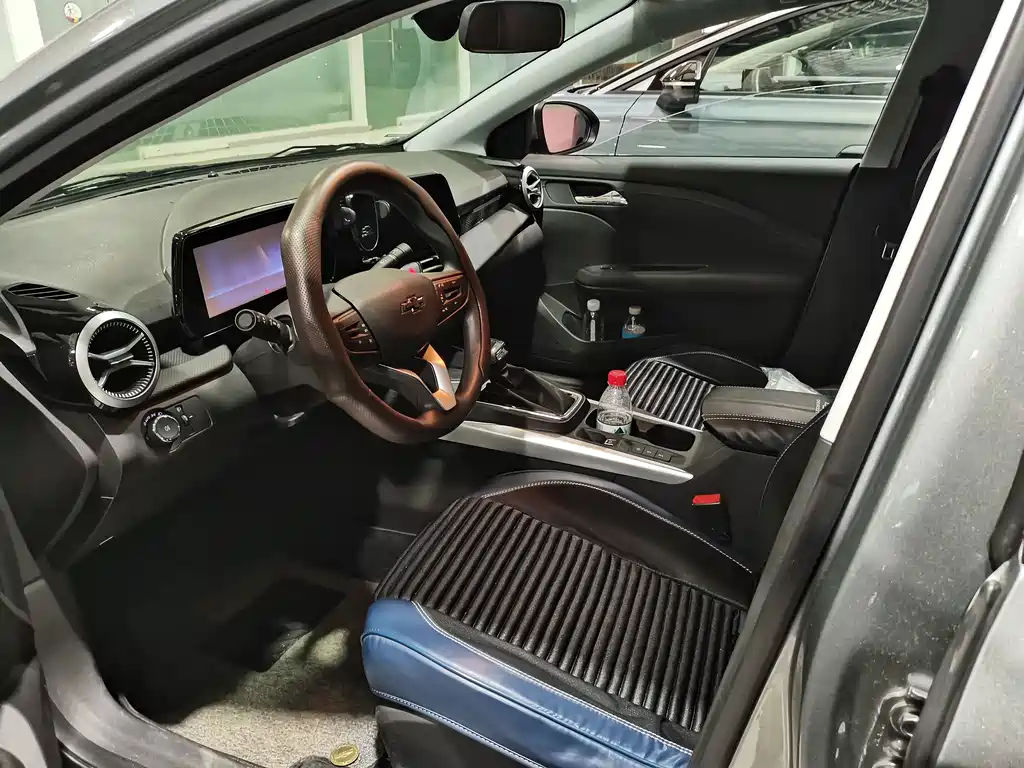 Chevrolet Monza — миниатюра 4