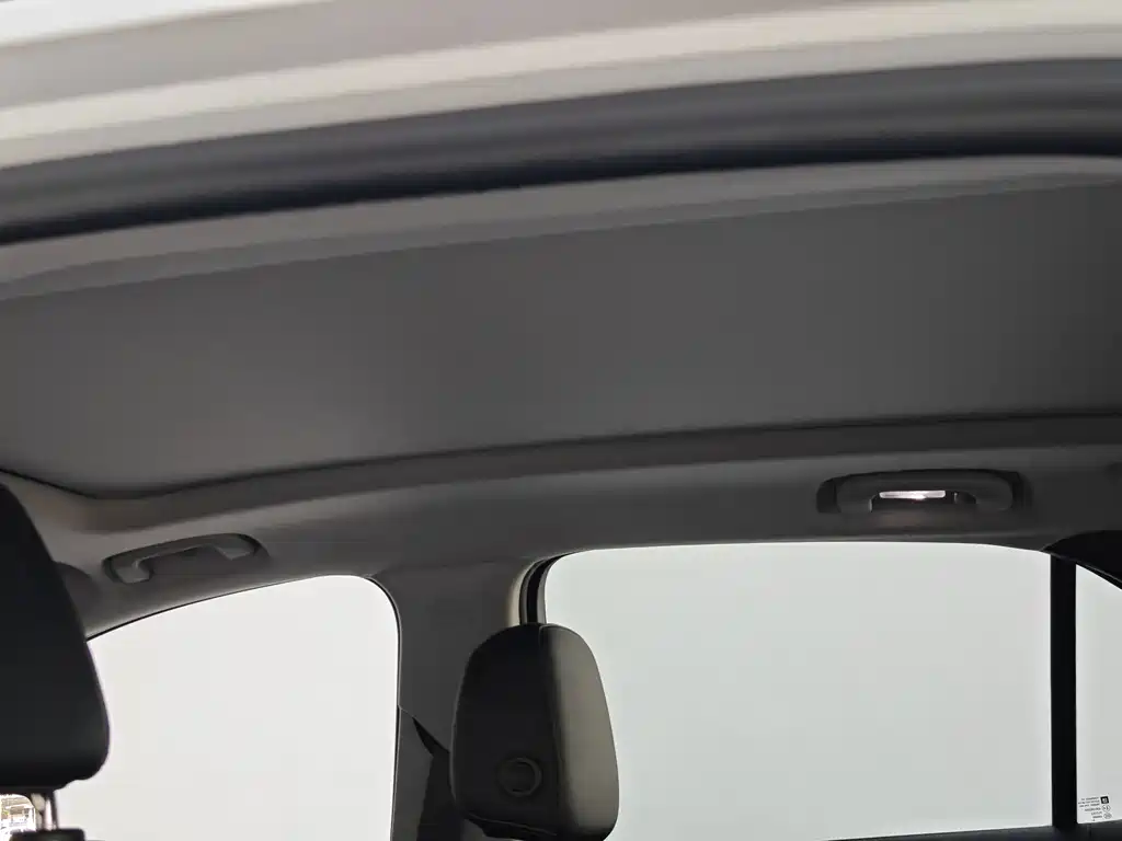 Chevrolet Equinox — миниатюра 22