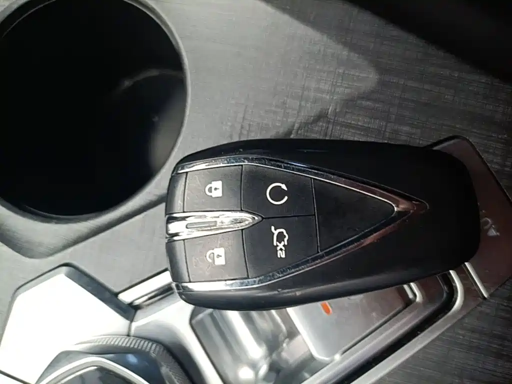 Changan UNI-V — миниатюра 9