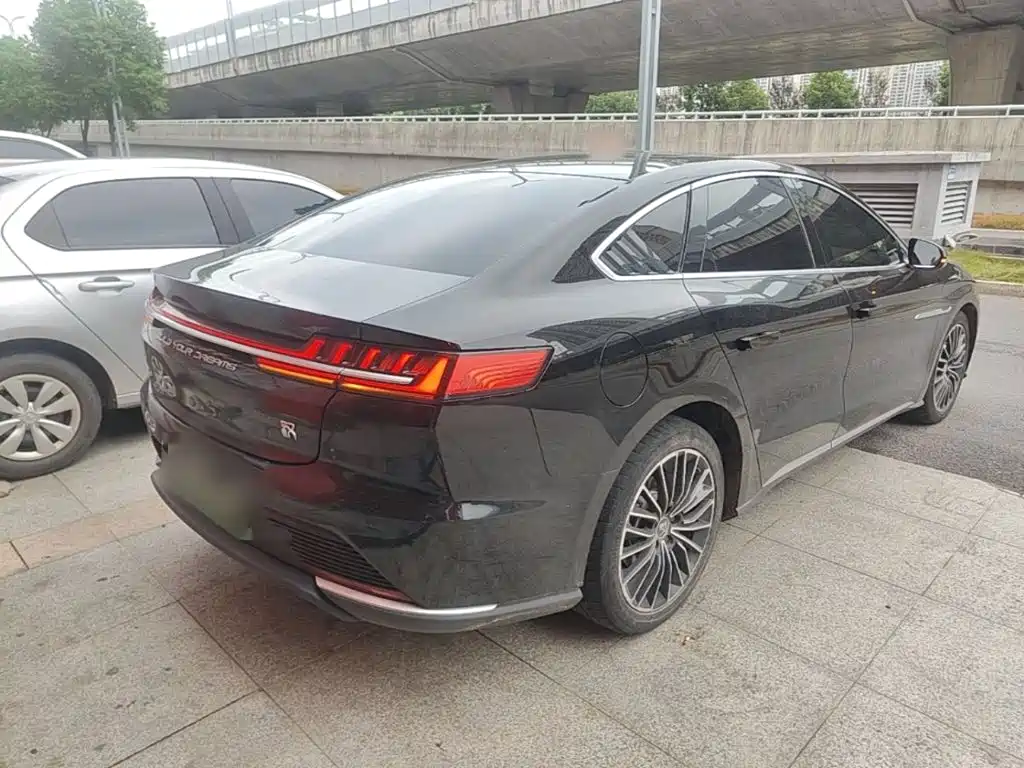 BYD Han — миниатюра 7