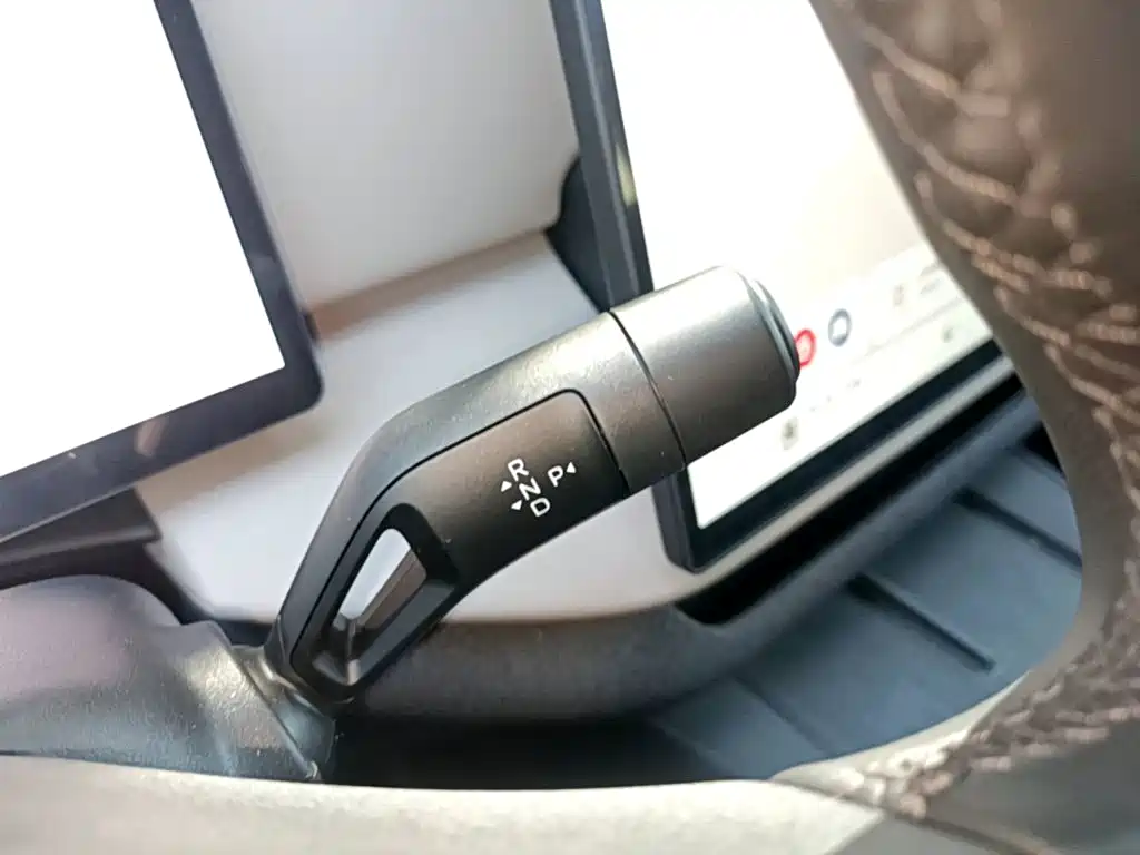 Volvo XC70 PHEV — миниатюра 14