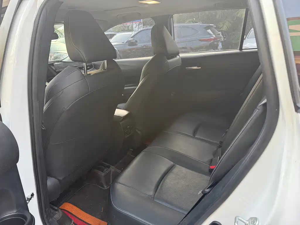 Toyota Frontlander — миниатюра 8