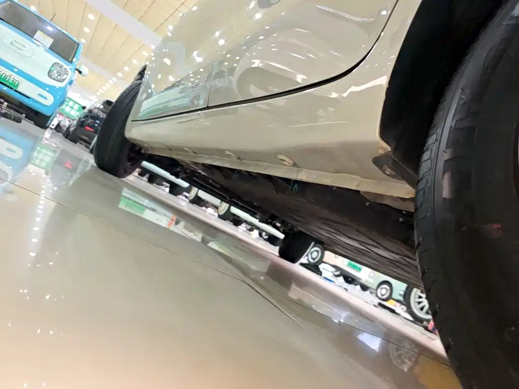 Wuling MINIEV — миниатюра 22