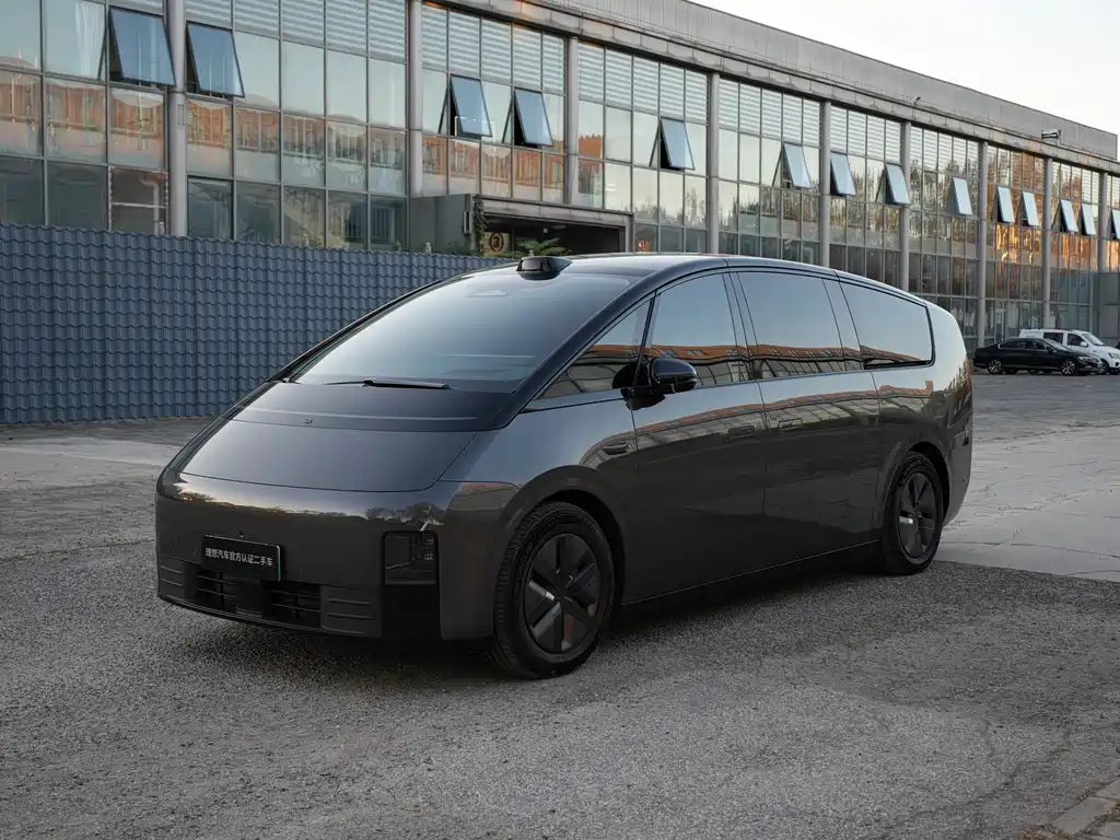 Li Auto Li MEGA