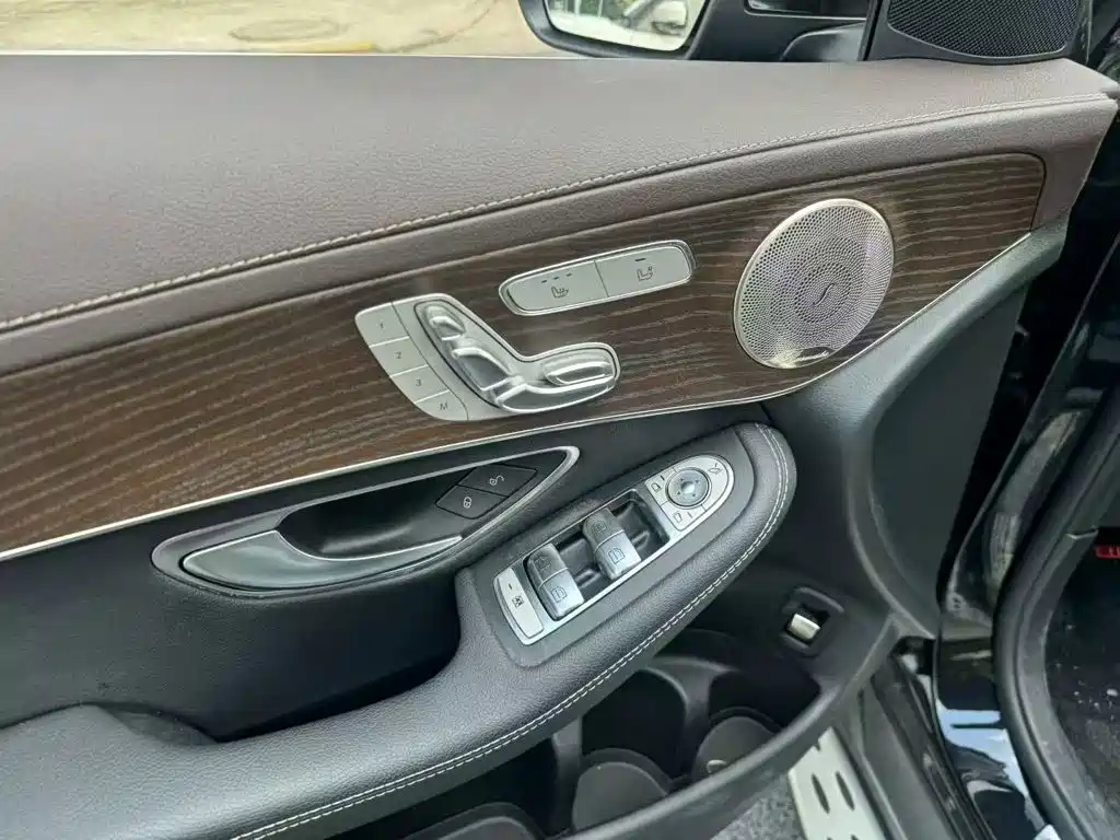 Mercedes-Benz GLC — миниатюра 5