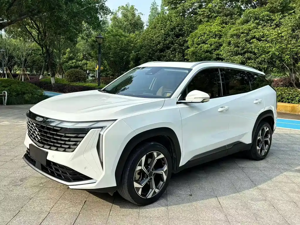 Geely Boyue L — миниатюра 3