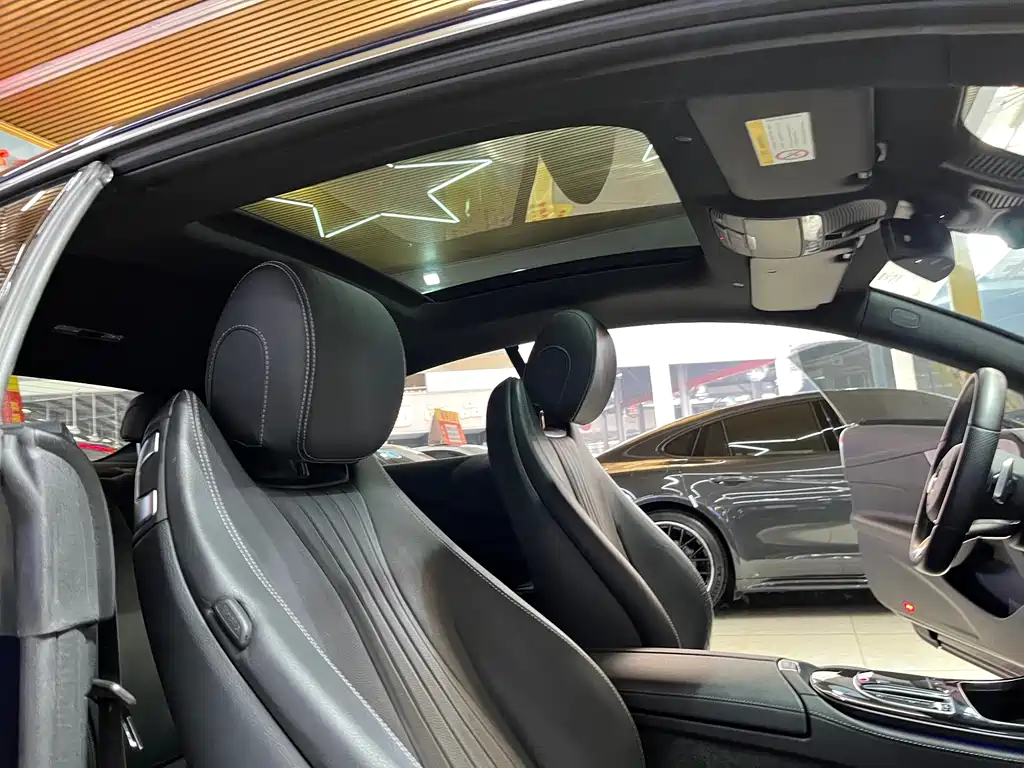 MERCEDES-BENZ E CLASS