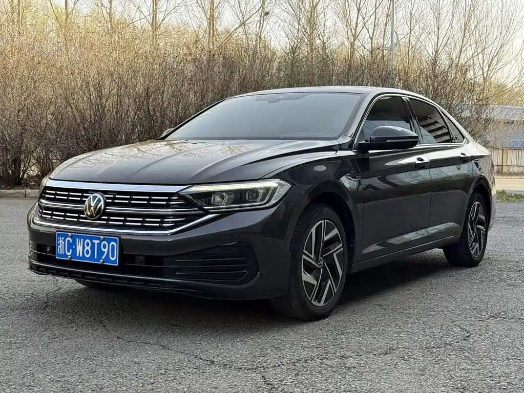 Volkswagen Sagitar 2022