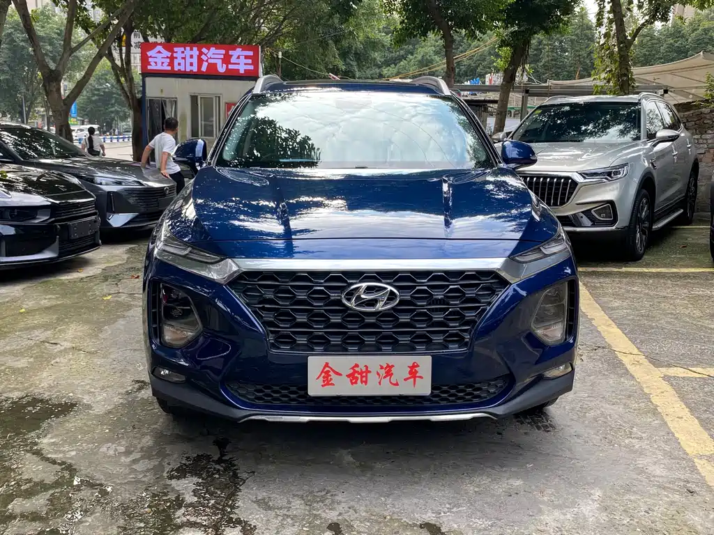 Hyundai Santa Fe — миниатюра 2