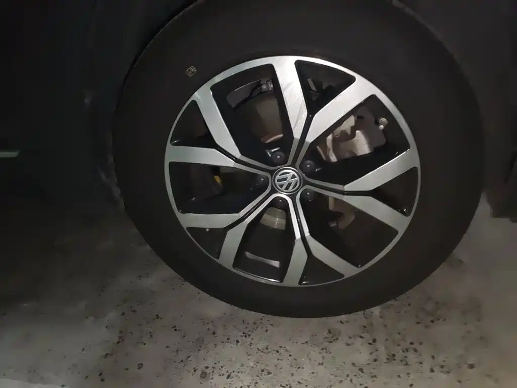 Volkswagen Teramont — миниатюра 8