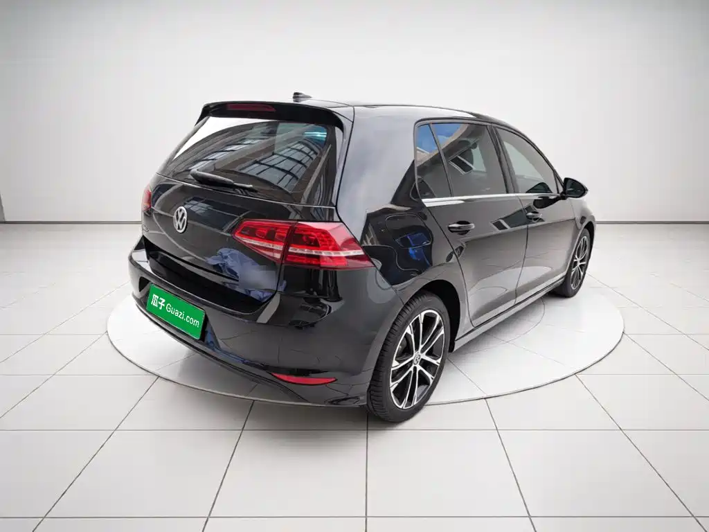 Volkswagen Golf — миниатюра 4