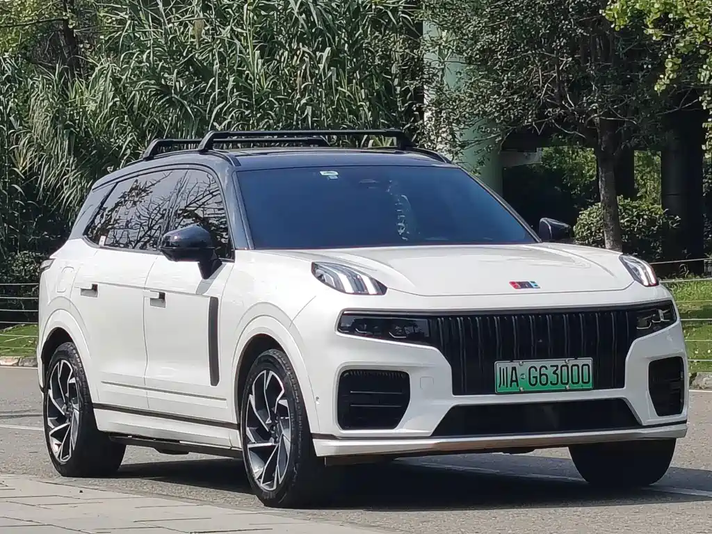 Lynk & Co 09 — миниатюра 3
