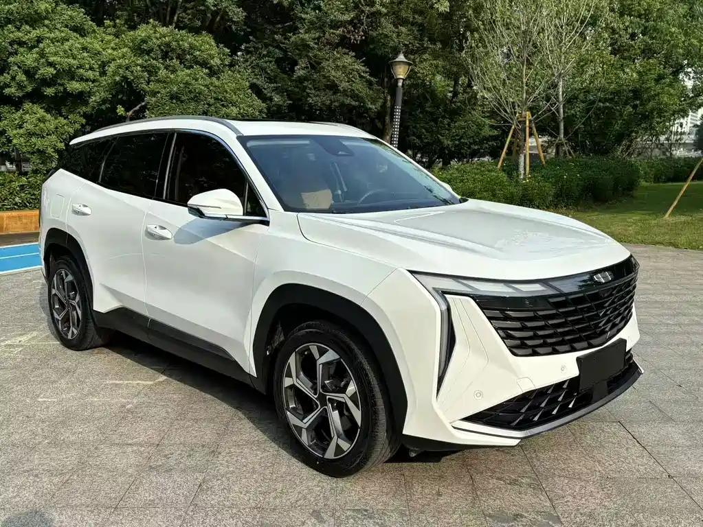 Geely Boyue L — миниатюра 2