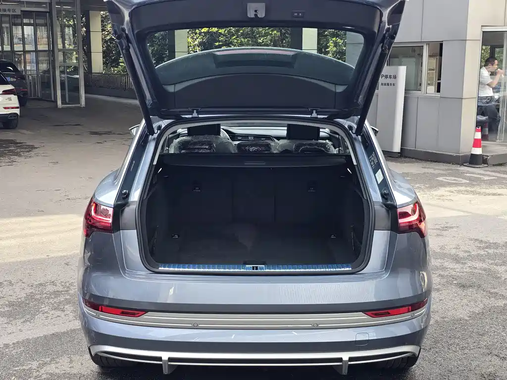 Audi e-tron 2021 50 quattro