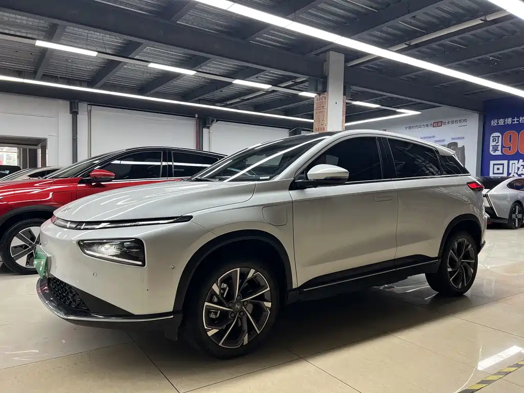 XPeng G3 — миниатюра 2
