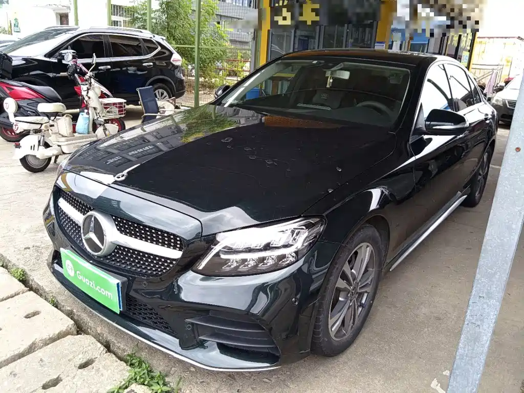 Mercedes-Benz C-Class — миниатюра 2