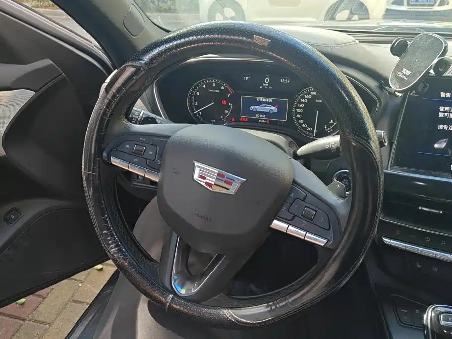 Cadillac CT5 — миниатюра 15