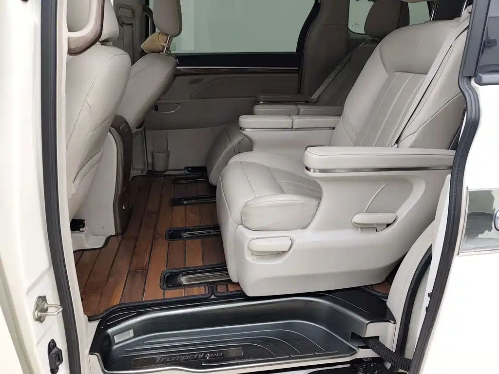 GAC Motor Trumpchi M8 — миниатюра 8