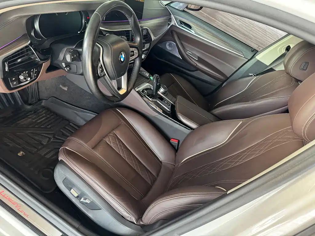 BMW 5 Series — миниатюра 6