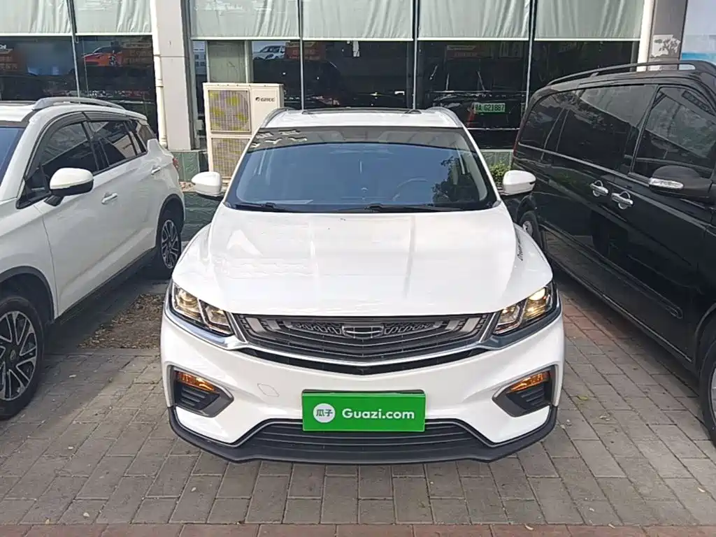 Geely Binyue — миниатюра 3
