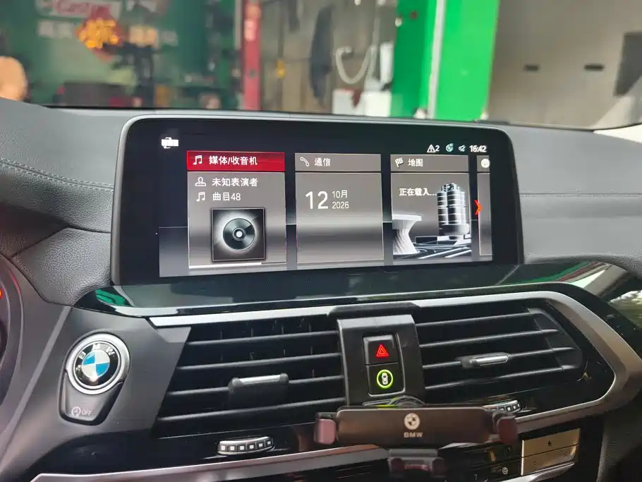 BMW X3 — миниатюра 13