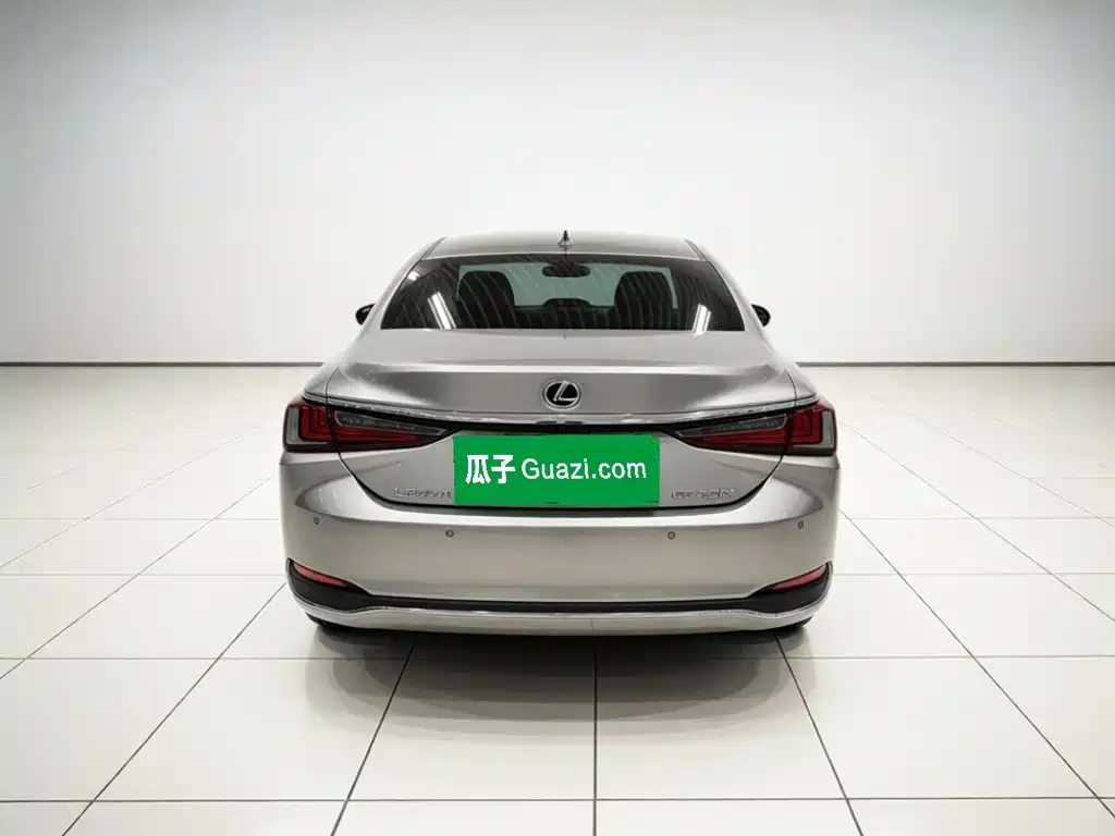 Lexus ES — миниатюра 3