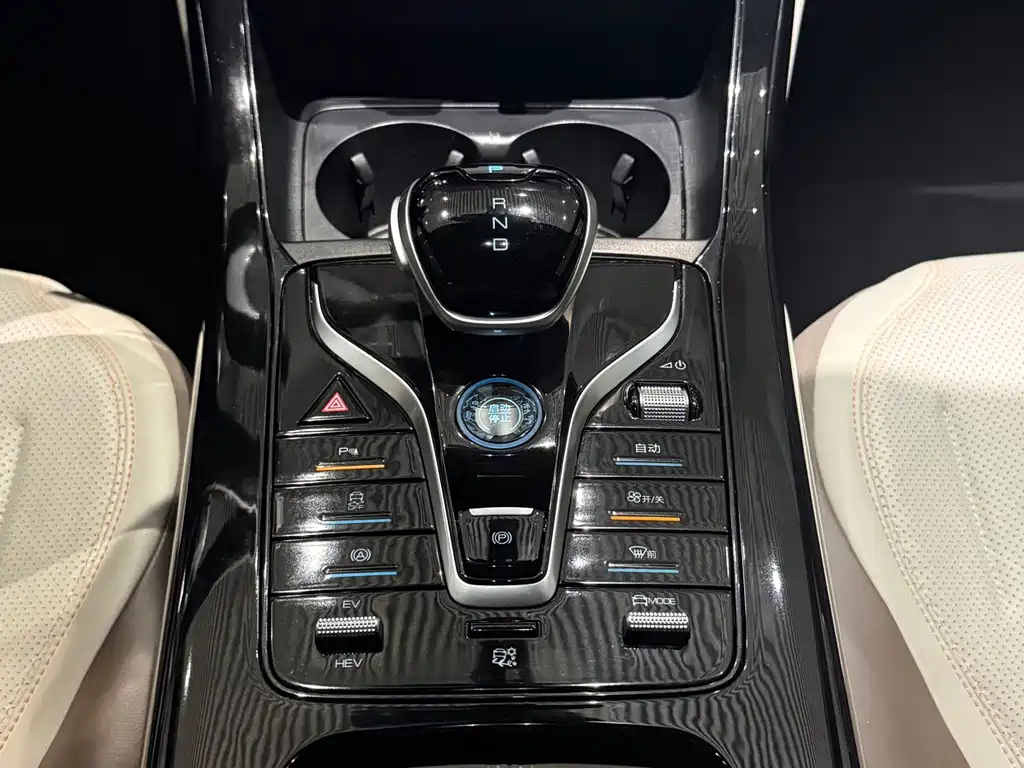 BYD Qin PLUS — миниатюра 16