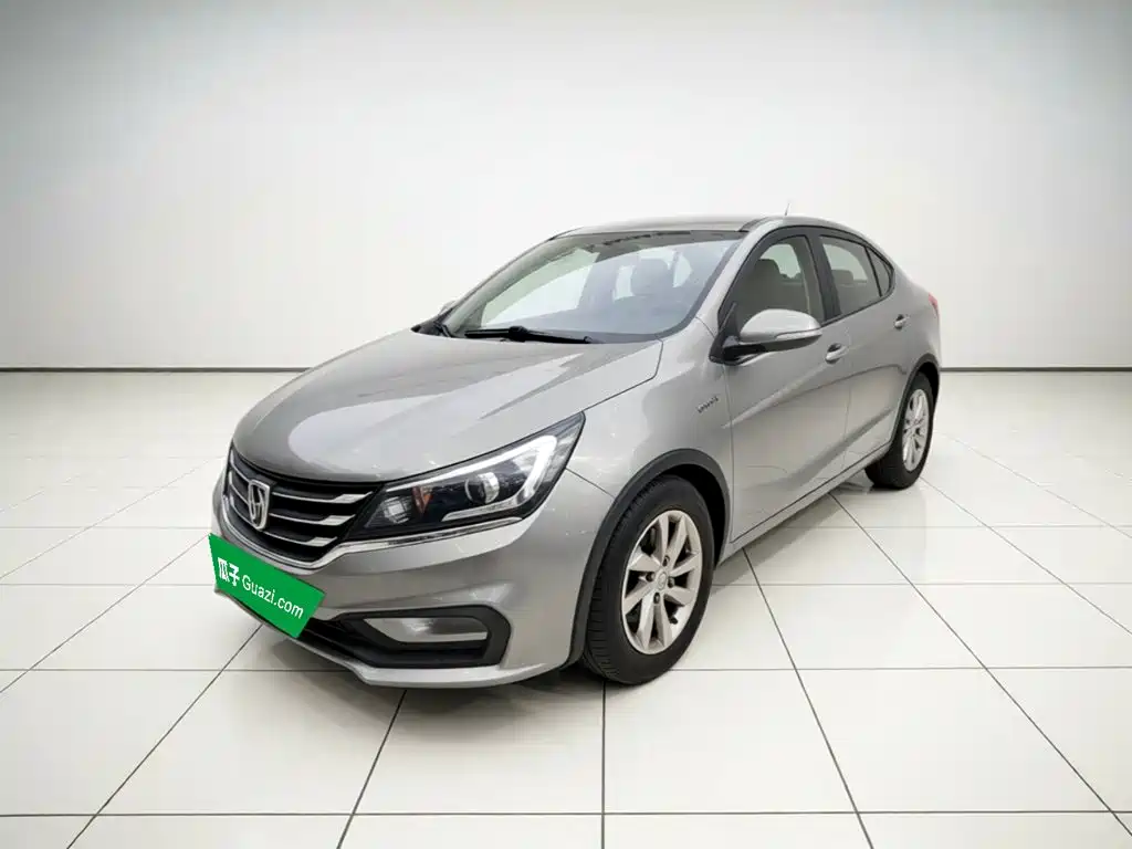 Baojun 310W — миниатюра 2