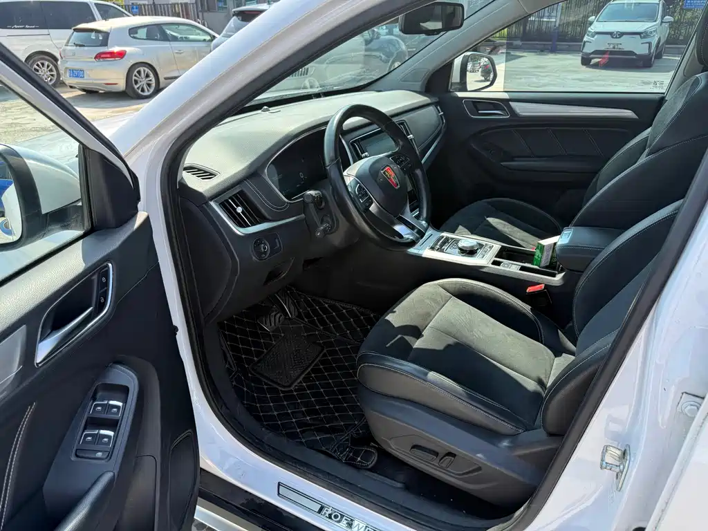 Roewe RX5 New Energy — миниатюра 4