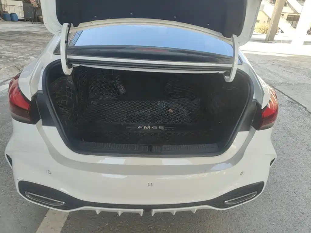 MG MG5 — миниатюра 19