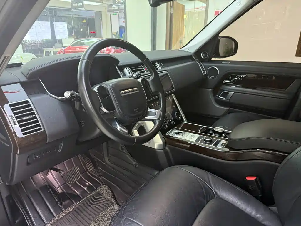 Land Rover Range Rover — миниатюра 12