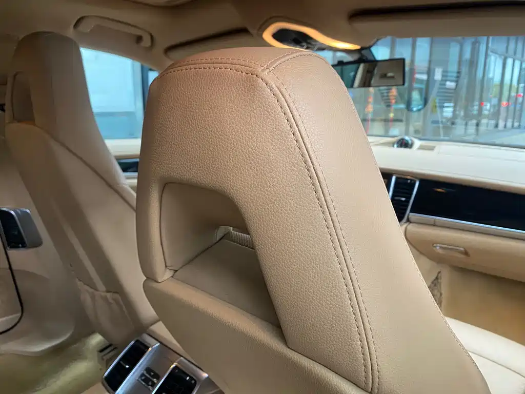 Porsche Panamera — миниатюра 40