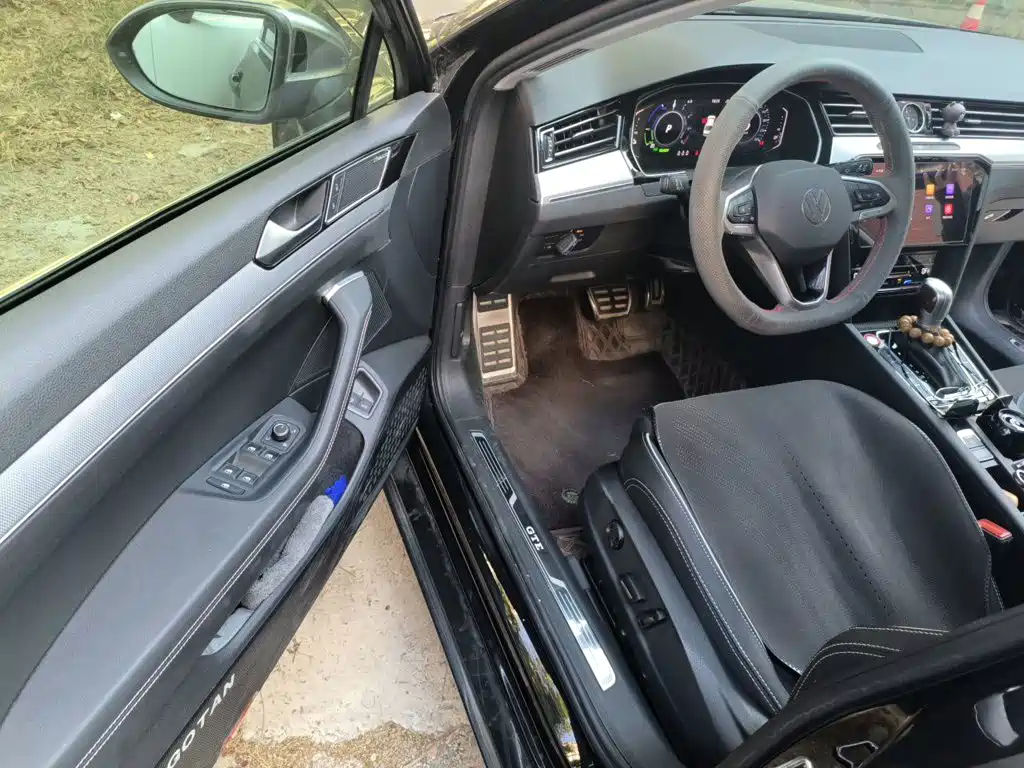 Volkswagen Magotan PHEV — миниатюра 17