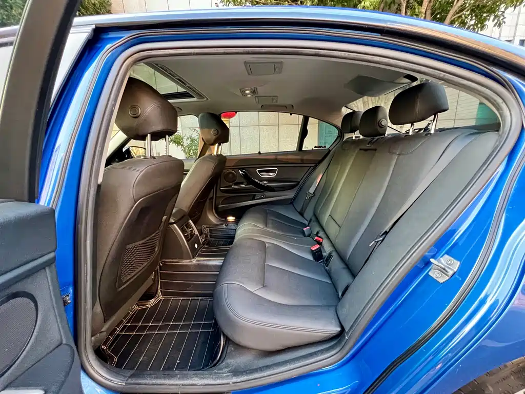 BMW 3 Series — миниатюра 14