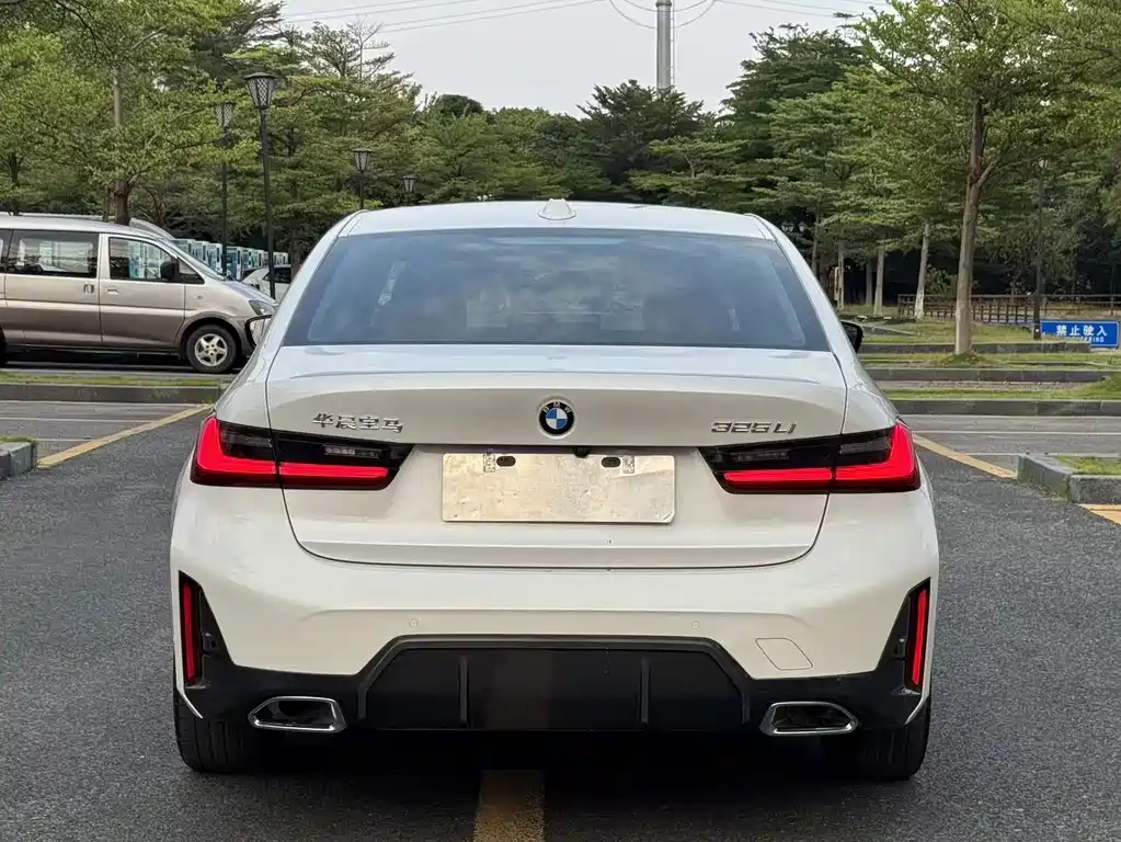 BMW 3 Series — миниатюра 9