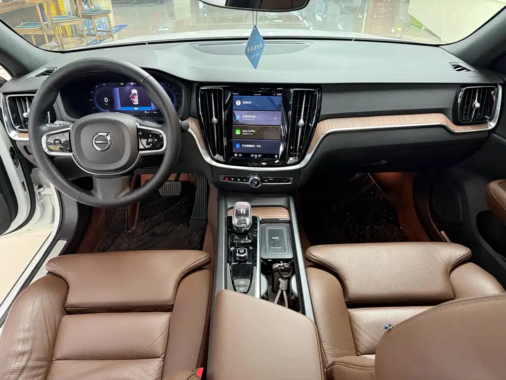 Volvo S60 — миниатюра 6