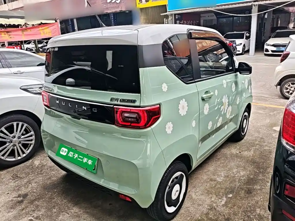 Wuling MINIEV — миниатюра 7