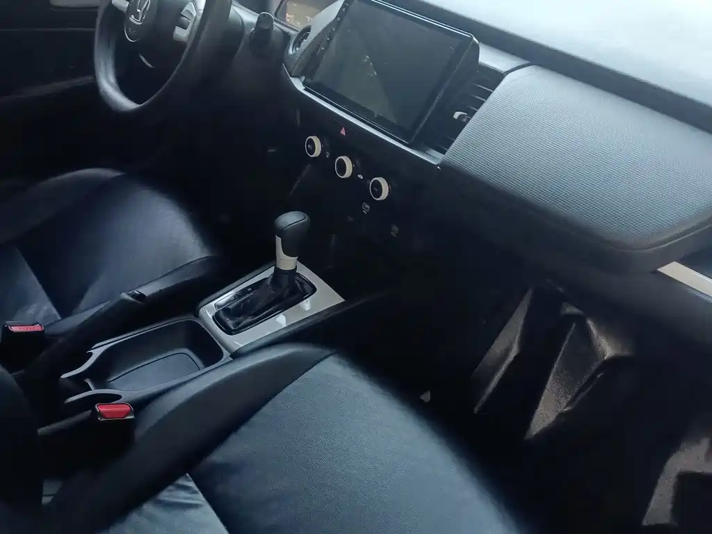 Honda Fit — миниатюра 6