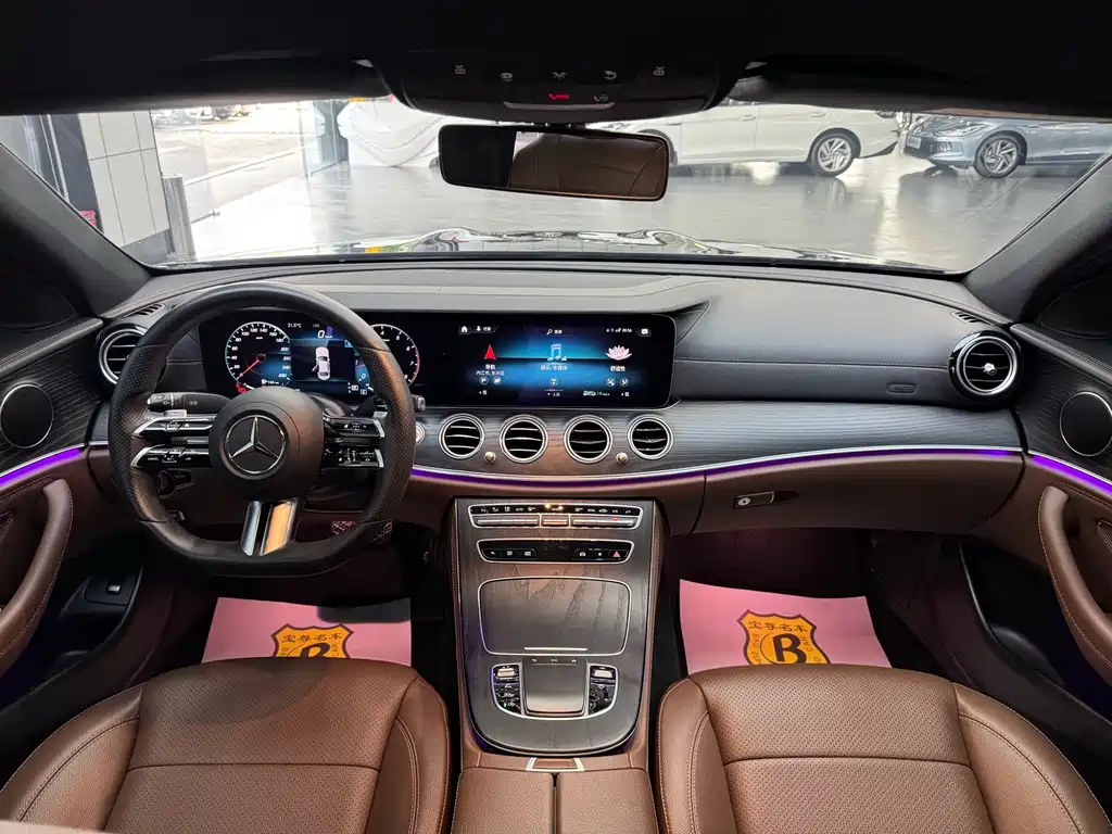Mercedes-Benz E-Class — миниатюра 10