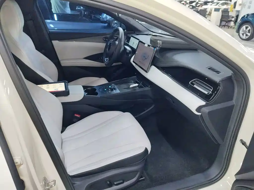 BYD Seal 06 — миниатюра 25