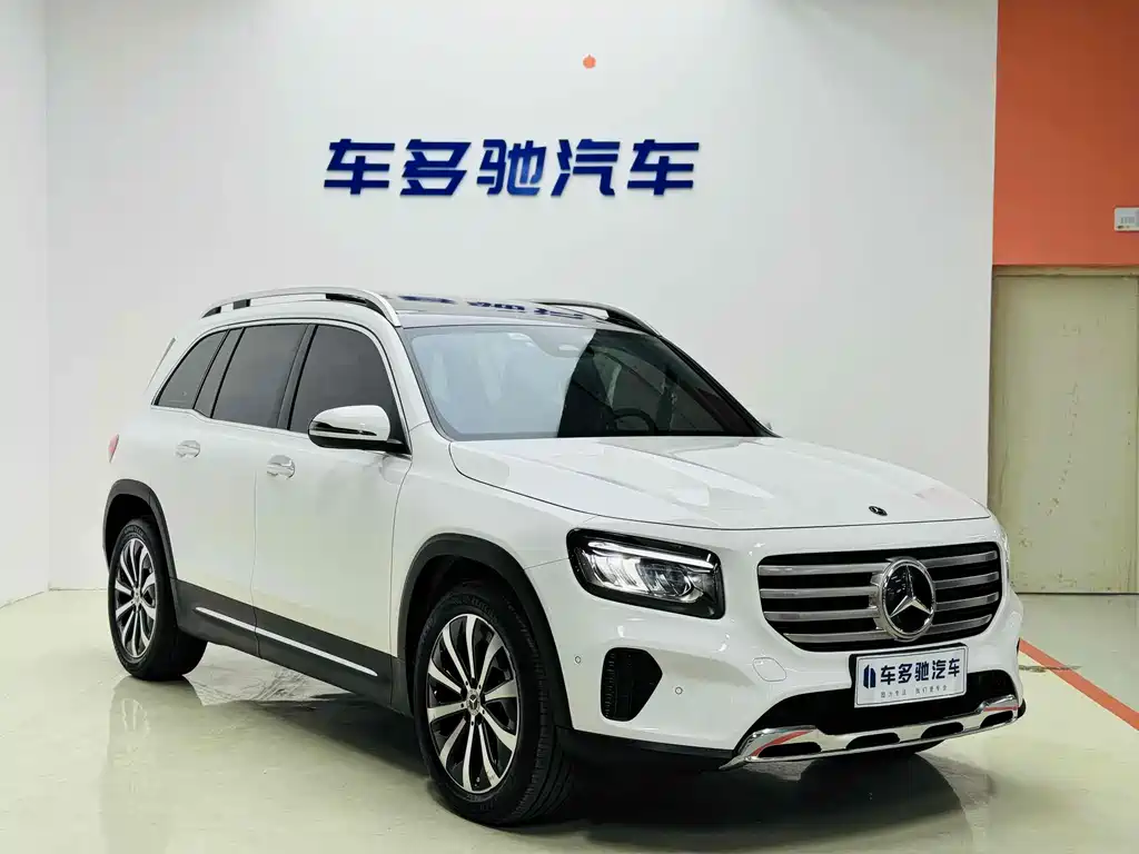Mercedes-Benz GLB 2023