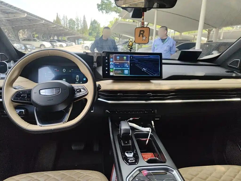 Geely Haoyue L — миниатюра 5