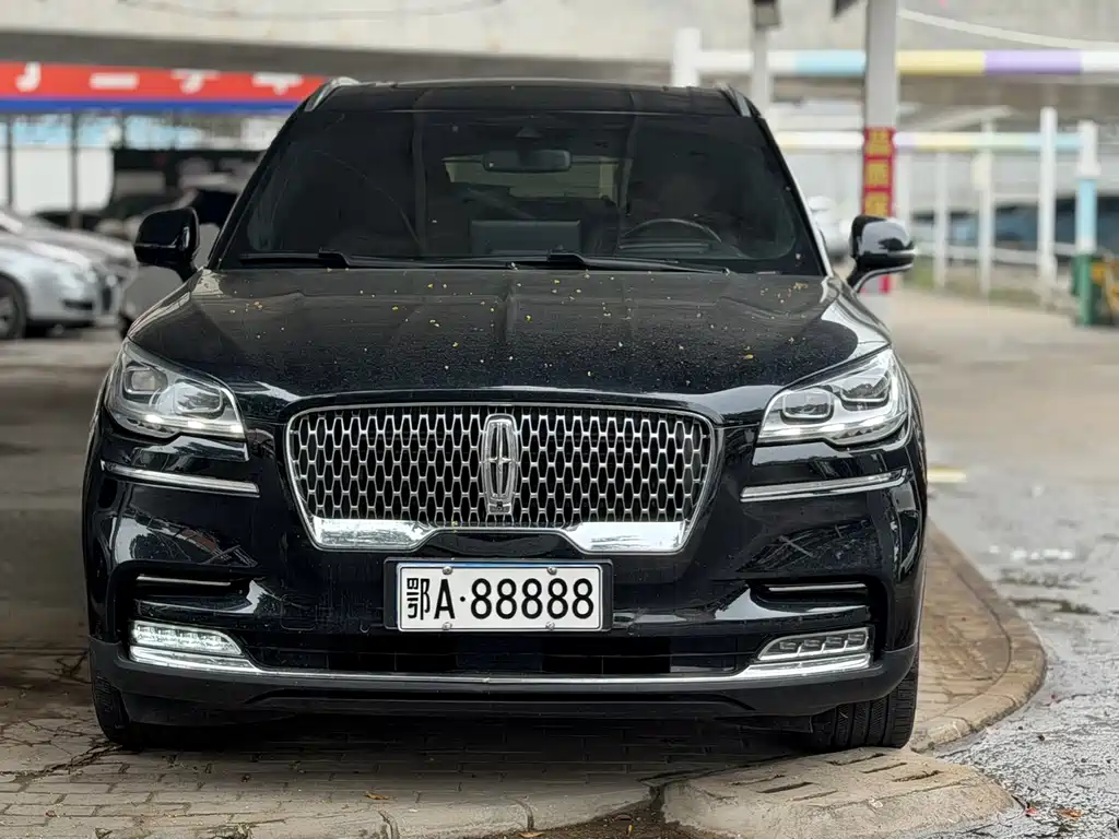 Lincoln Aviator — миниатюра 2
