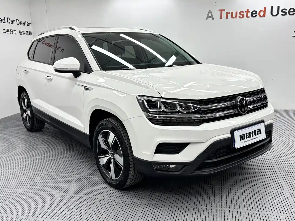 Volkswagen Tharu — миниатюра 3
