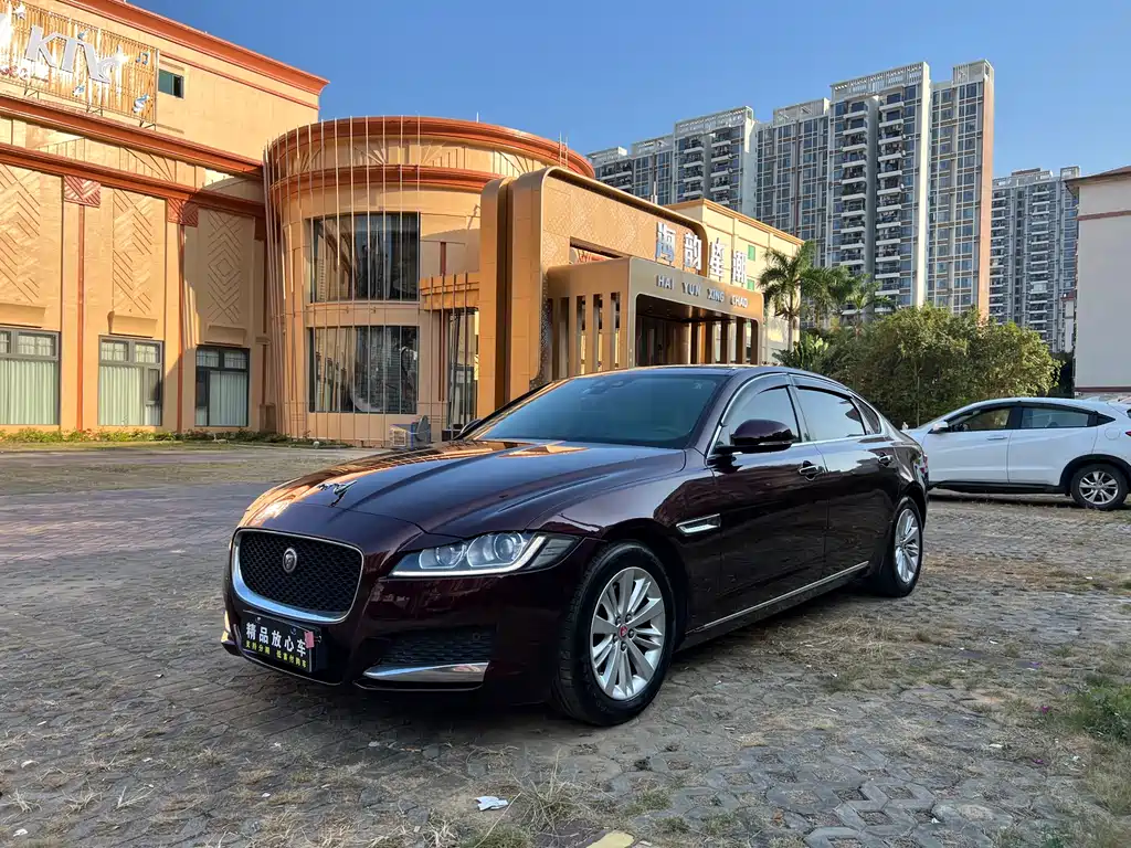 JAGUAR XFL