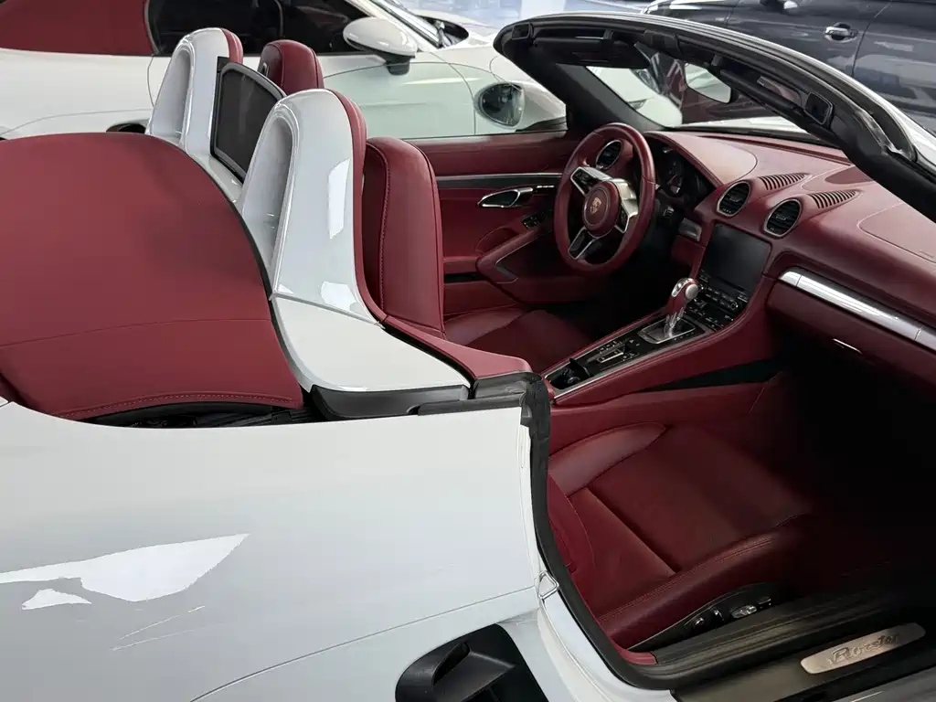 Porsche 718 2016 Boxster 2.0T